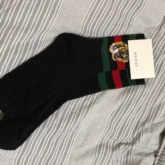 gucci tiger socks black